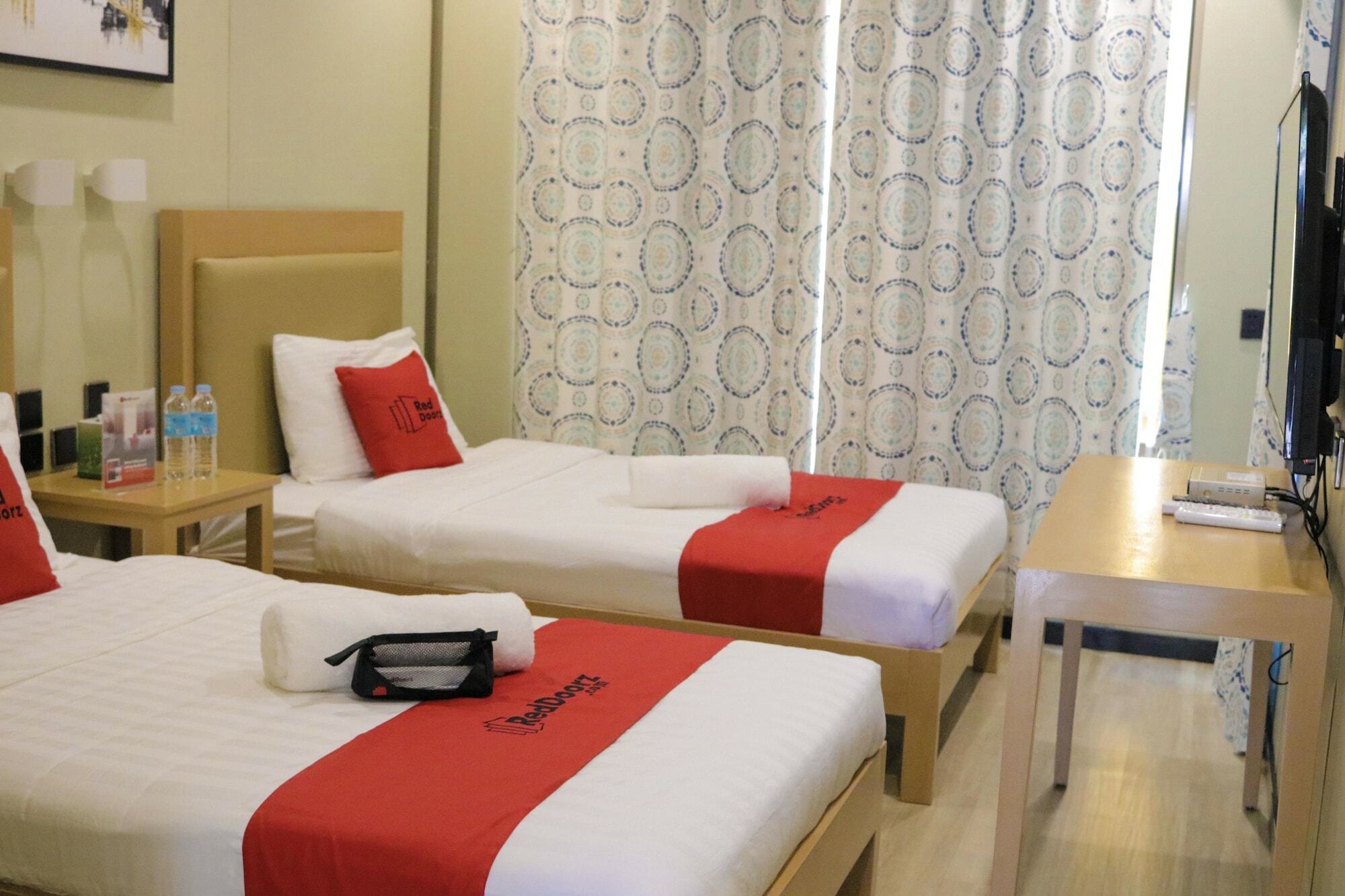 RedDoorz Plus @ AS Fortuna Cebu Zewnętrze zdjęcie